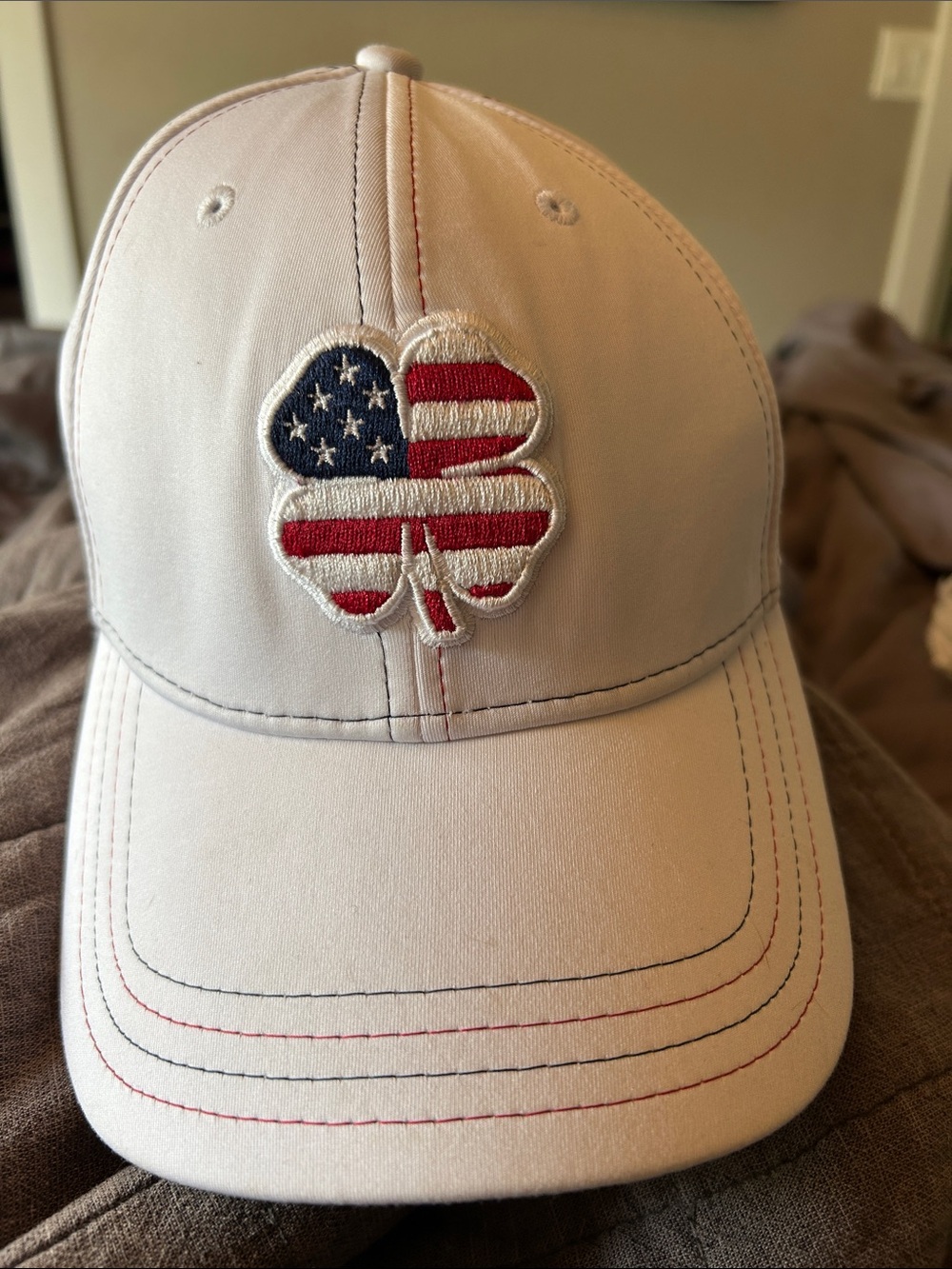 Men's White Live Lucky Golf cap with flag motif